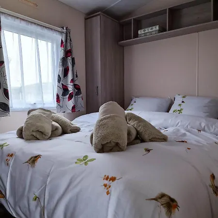 Caravan Aan Zee Arnani ميدل كيرك