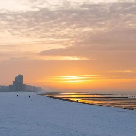 Campeggio Caravan Aan Zee Arnani *