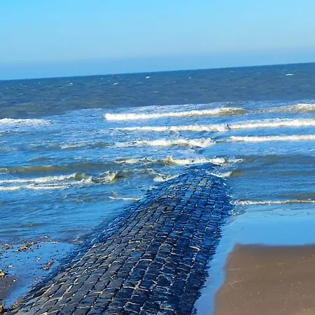 Campeggio Caravan Aan Zee Arnani